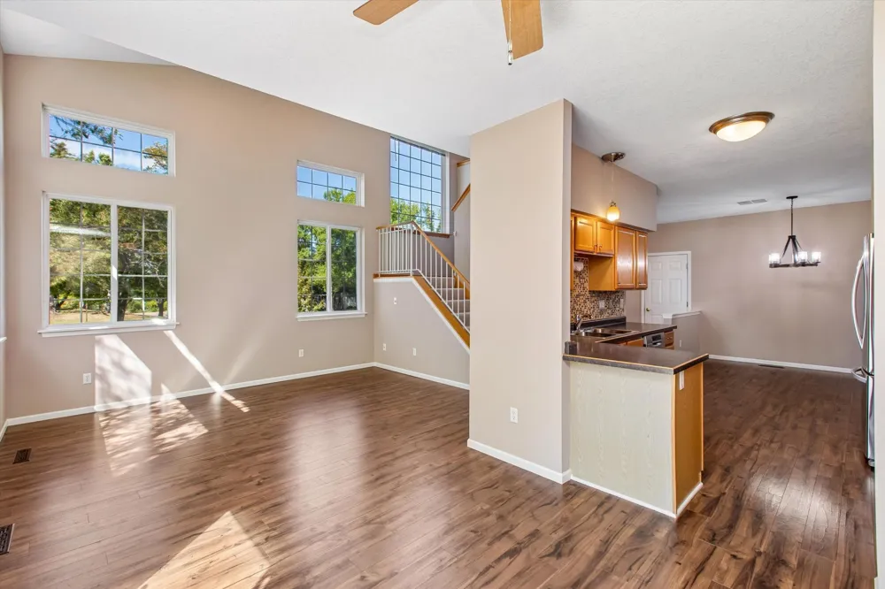11712 Ryan Circle #1608 Burnsville, MN 55337