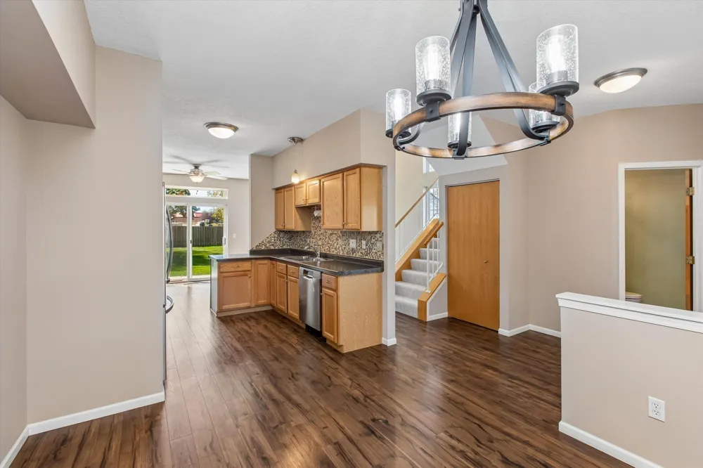 11712 Ryan Circle #1608 Burnsville, MN 55337