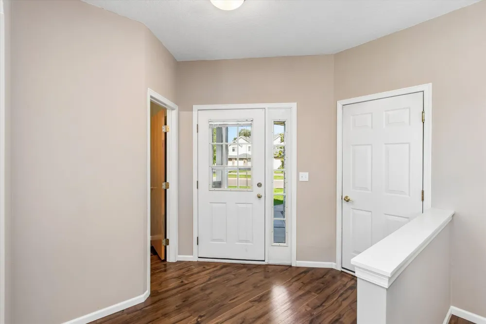 11712 Ryan Circle #1608 Burnsville, MN 55337