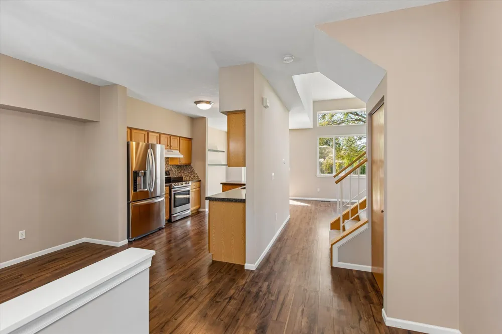 11712 Ryan Circle #1608 Burnsville, MN 55337