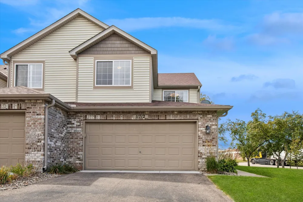 11712 Ryan Circle #1608 Burnsville, MN 55337