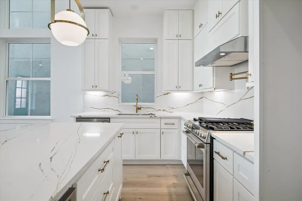 949 Blackshire Lane Houston, TX 77055