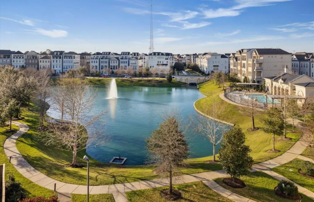 949 Blackshire Lane Houston, TX 77055