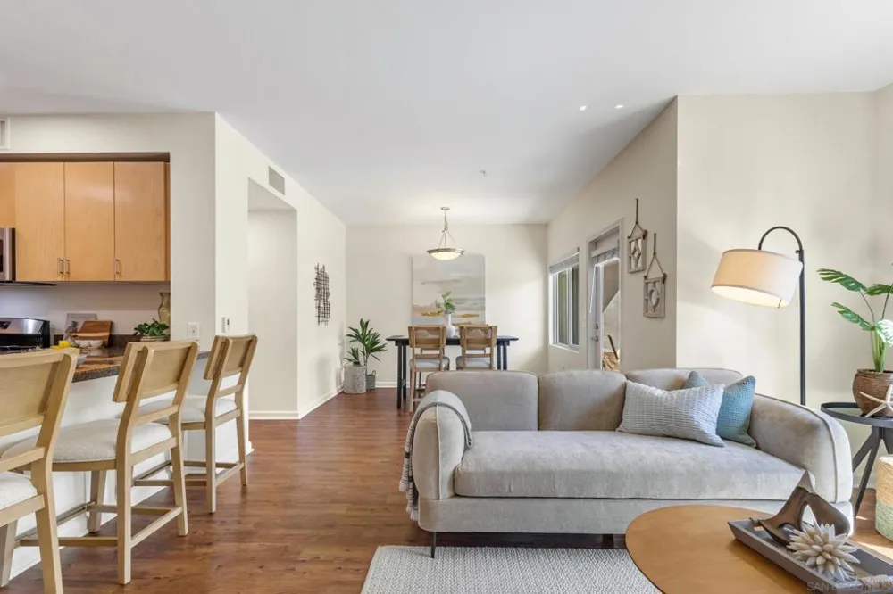 687 S Coast Hwy 101 #206 Encinitas, CA 92024