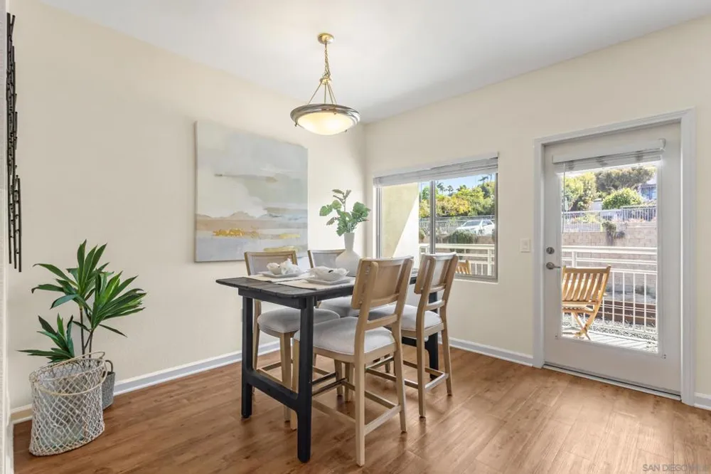 687 S Coast Hwy 101 #206 Encinitas, CA 92024