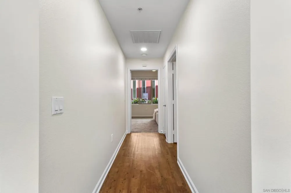687 S Coast Hwy 101 #206 Encinitas, CA 92024