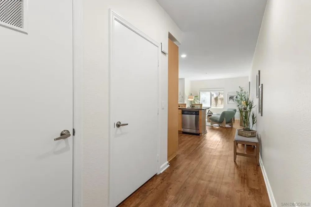 687 S Coast Hwy 101 #206 Encinitas, CA 92024