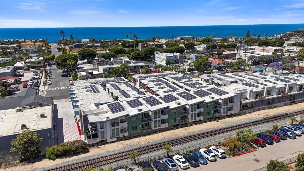 687 S Coast Hwy 101 #206 Encinitas, CA 92024