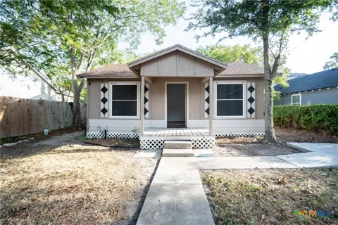 1408 E Power Avenue