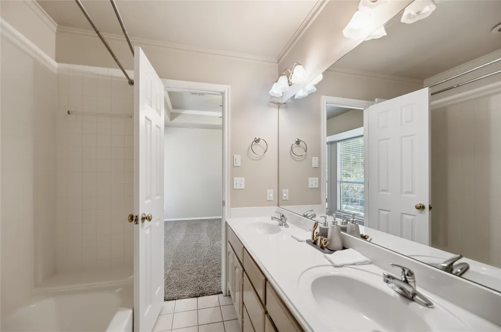 212 E Kansas Street Broken Arrow, OK 74012