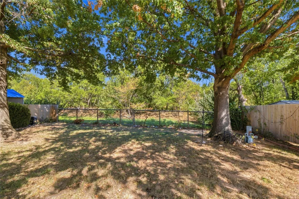 212 E Kansas Street Broken Arrow, OK 74012