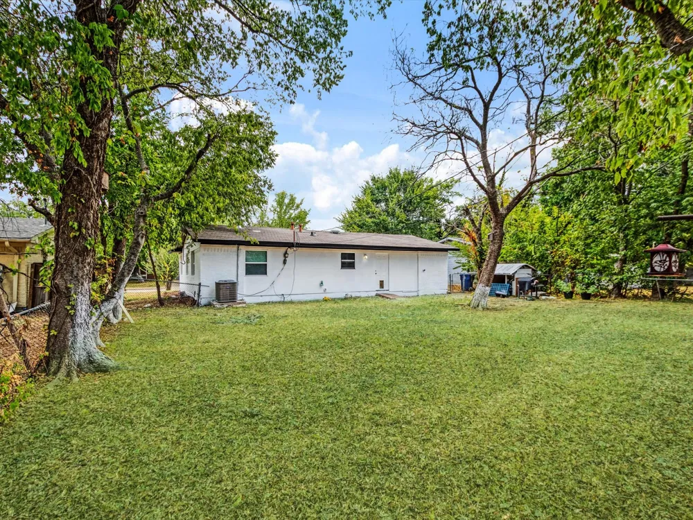 713 Hardy Drive Garland, TX 75041
