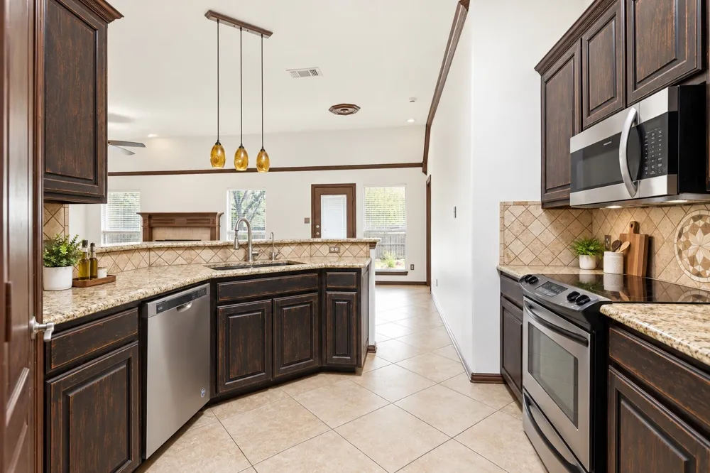 9008 Winding River Drive Fort Worth, TX 76118