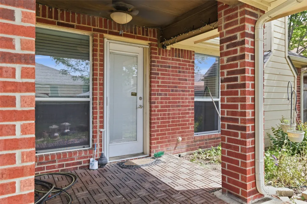 9008 Winding River Drive Fort Worth, TX 76118