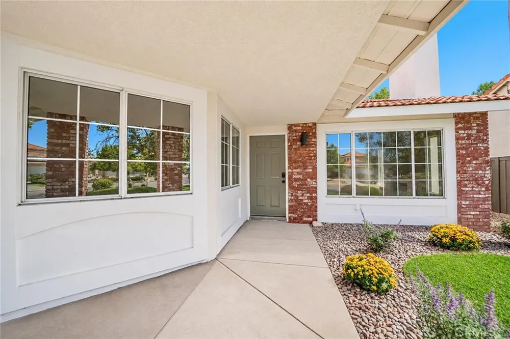 12609 Sunbird Lane Victorville, CA 92392