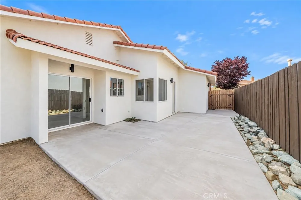 12609 Sunbird Lane Victorville, CA 92392