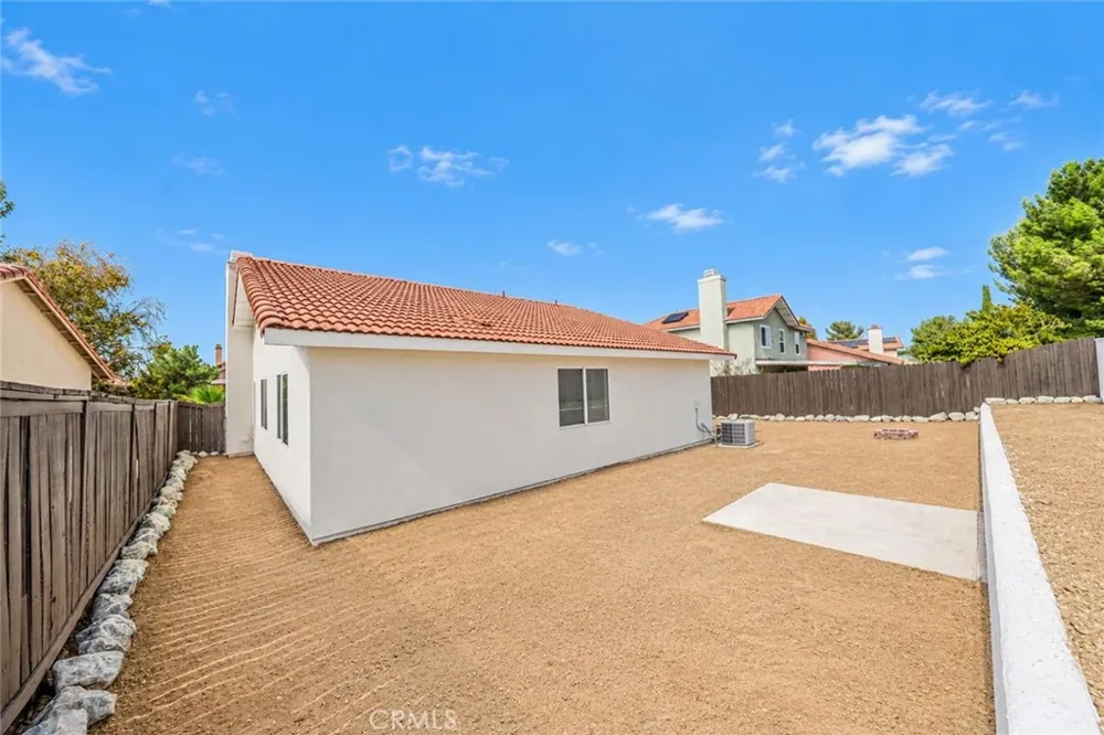 12609 Sunbird Lane Victorville, CA 92392
