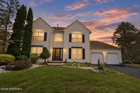 13 Cottonwood Drive