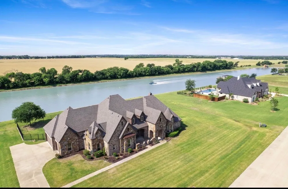 623 Calm Water Cove Princeton, TX 75407