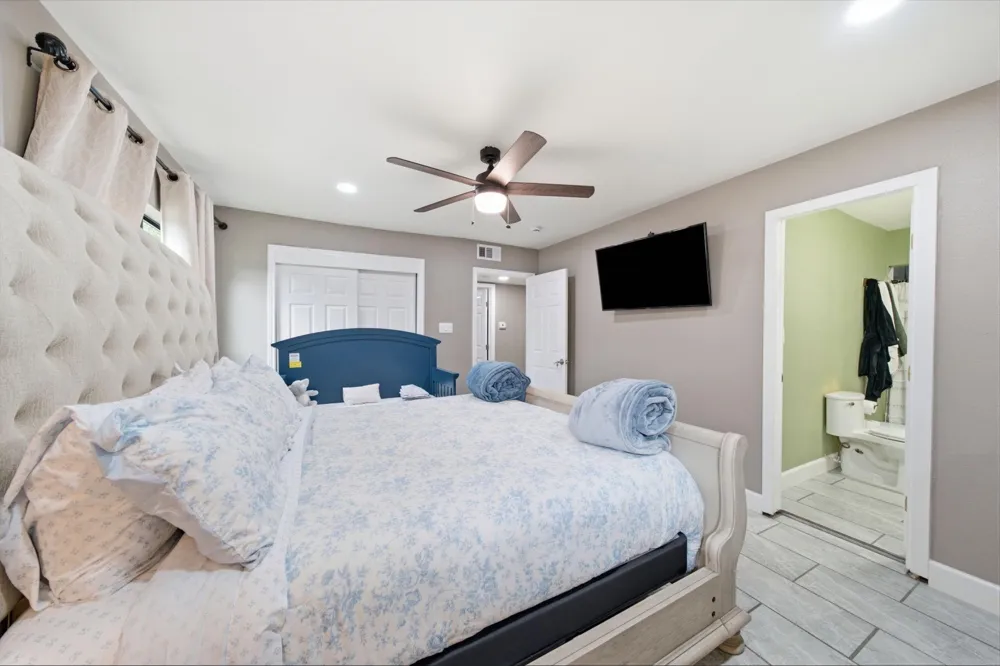 1845 Westcrest Drive Houston, TX 77055