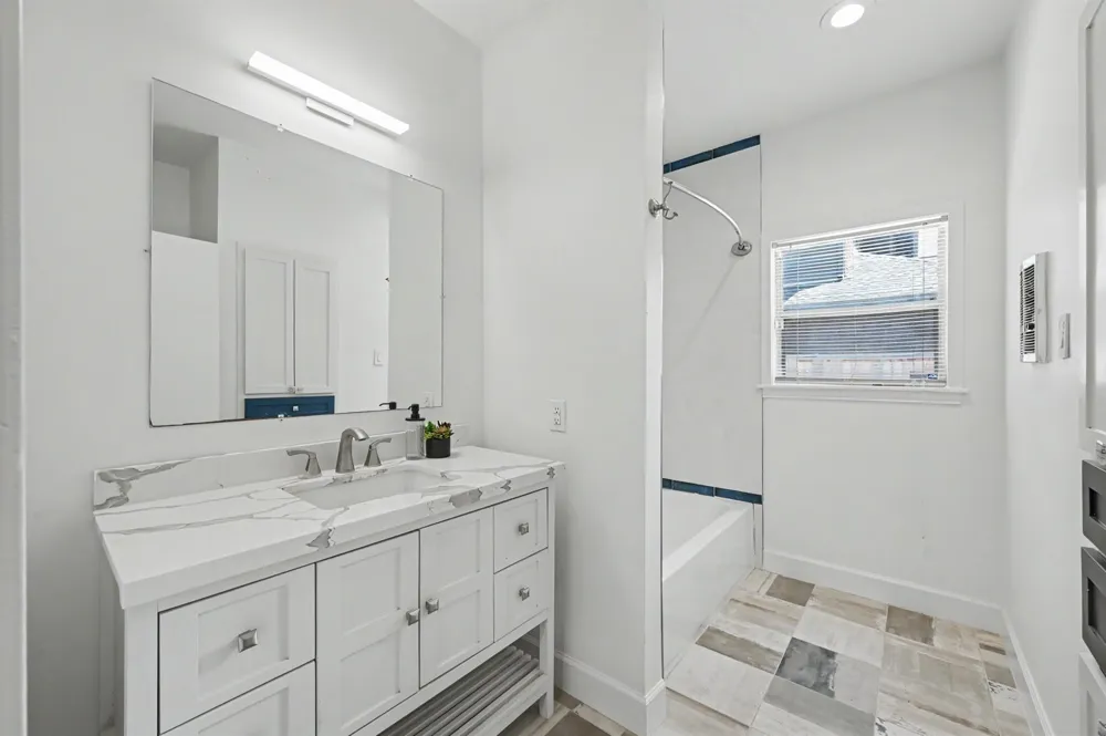 807 Key Street Houston, TX 77009