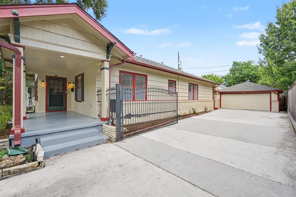 807 Key Street Houston, TX 77009