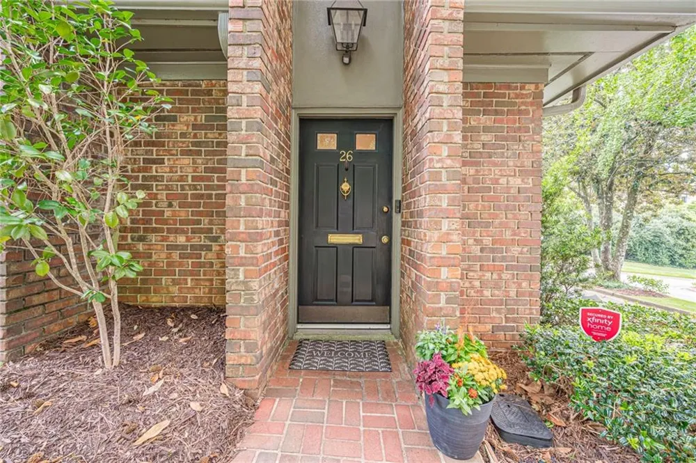 26 Old Ivy Square NE #26 Atlanta, GA 30342
