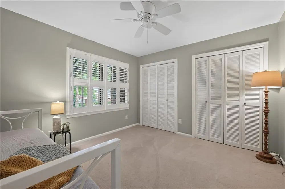 26 Old Ivy Square NE #26 Atlanta, GA 30342