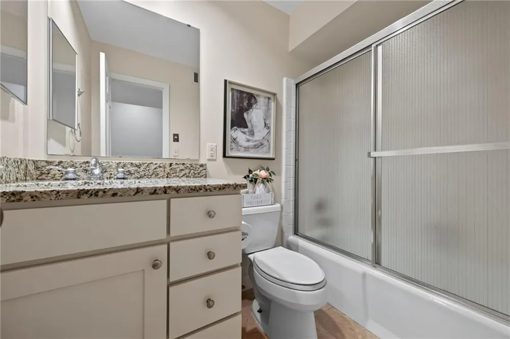 26 Old Ivy Square NE #26 Atlanta, GA 30342