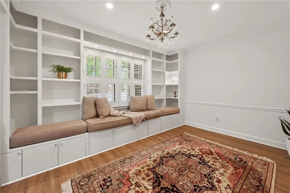 26 Old Ivy Square NE #26 Atlanta, GA 30342