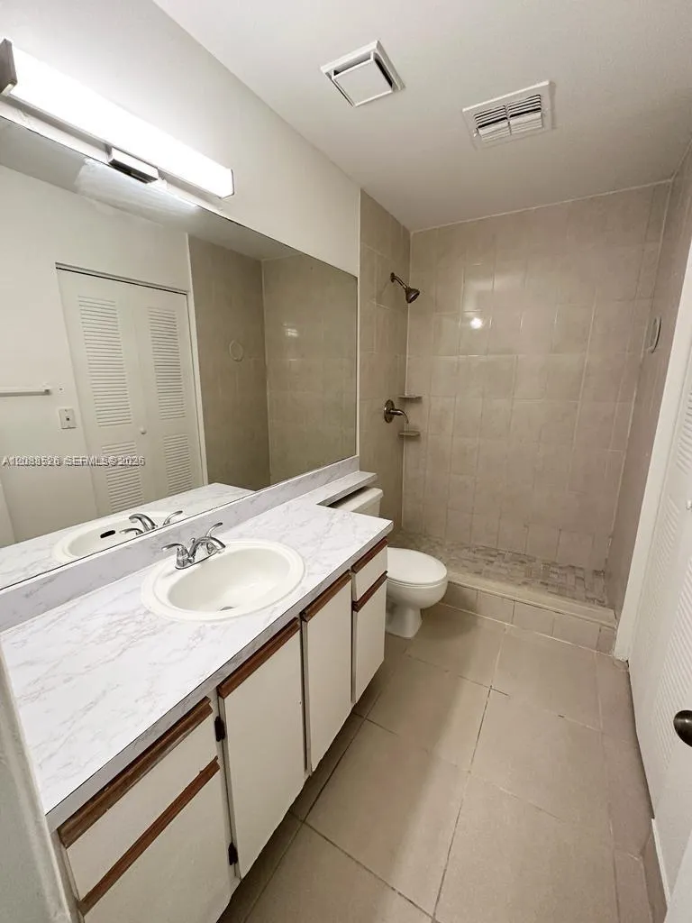 18316 NW 68th Ave #I Hialeah, FL 33015