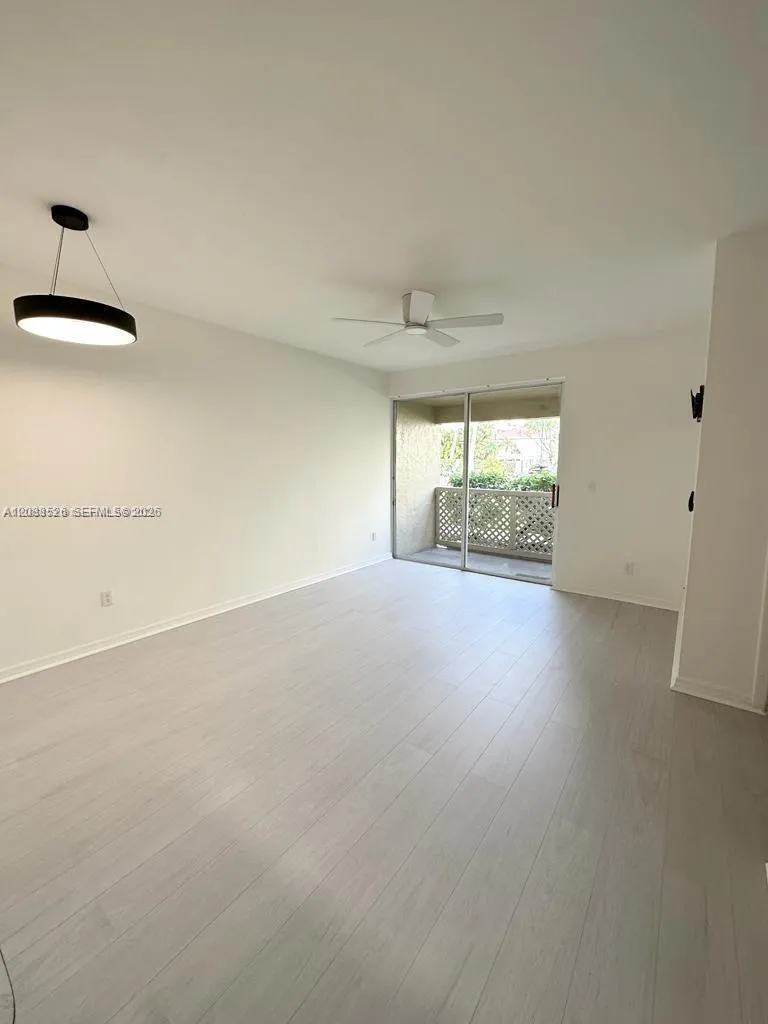 18316 NW 68th Ave #I Hialeah, FL 33015