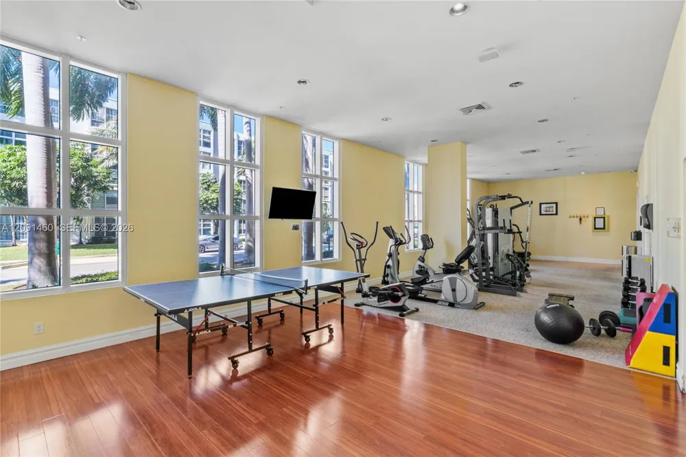 17555 Atlantic Blvd #UPH3 Sunny Isles Beach, FL 33160