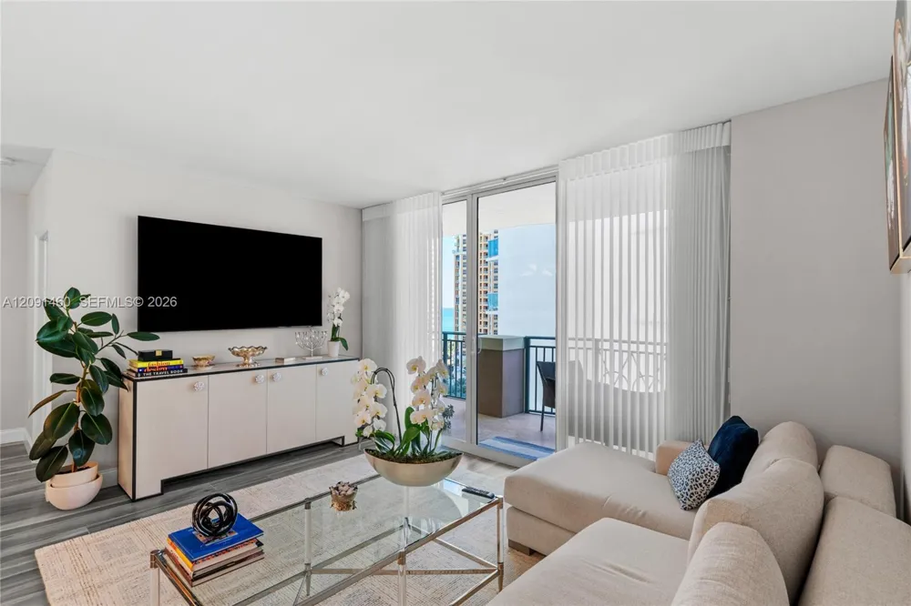 17555 Atlantic Blvd #UPH3 Sunny Isles Beach, FL 33160