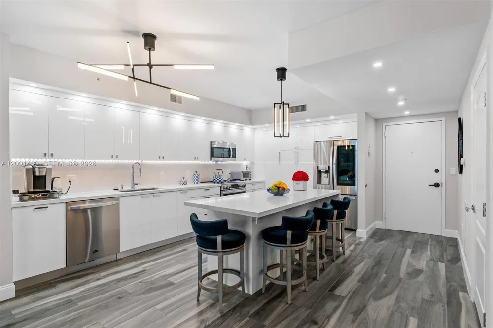 17555 Atlantic Blvd #UPH3 Sunny Isles Beach, FL 33160