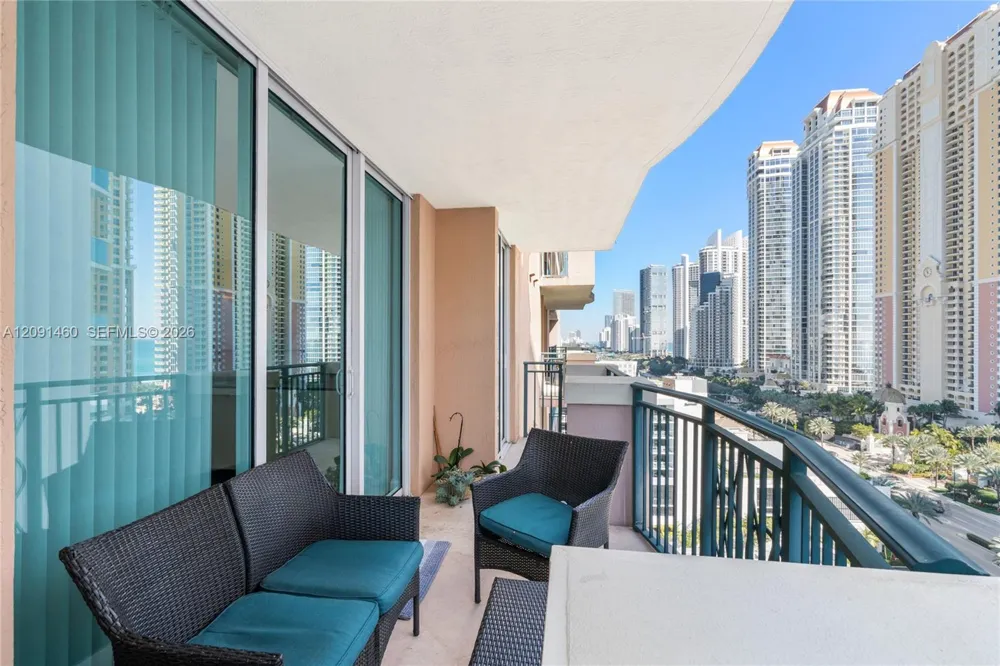17555 Atlantic Blvd #UPH3 Sunny Isles Beach, FL 33160
