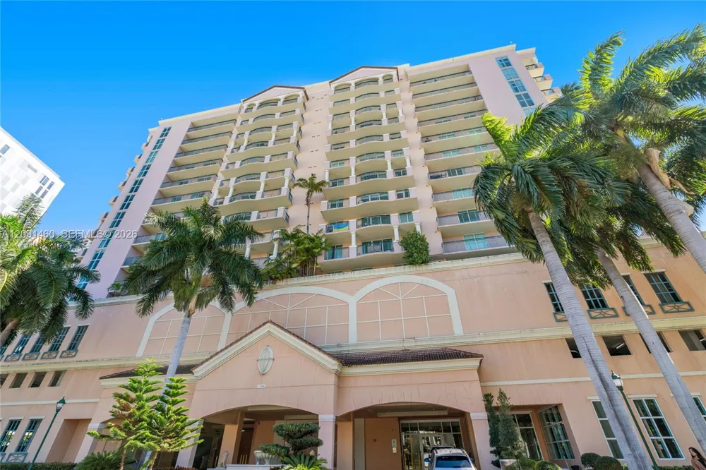 17555 Atlantic Blvd #UPH3 Sunny Isles Beach, FL 33160