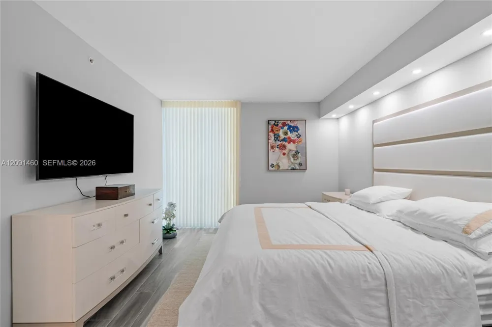 17555 Atlantic Blvd #UPH3 Sunny Isles Beach, FL 33160