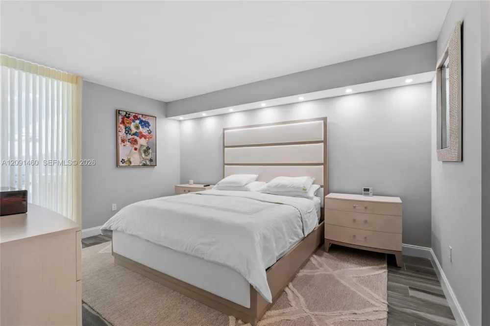 17555 Atlantic Blvd #UPH3 Sunny Isles Beach, FL 33160