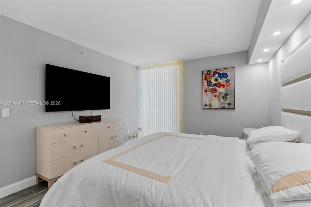 17555 Atlantic Blvd #UPH3 Sunny Isles Beach, FL 33160