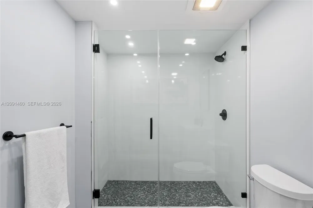 17555 Atlantic Blvd #UPH3 Sunny Isles Beach, FL 33160