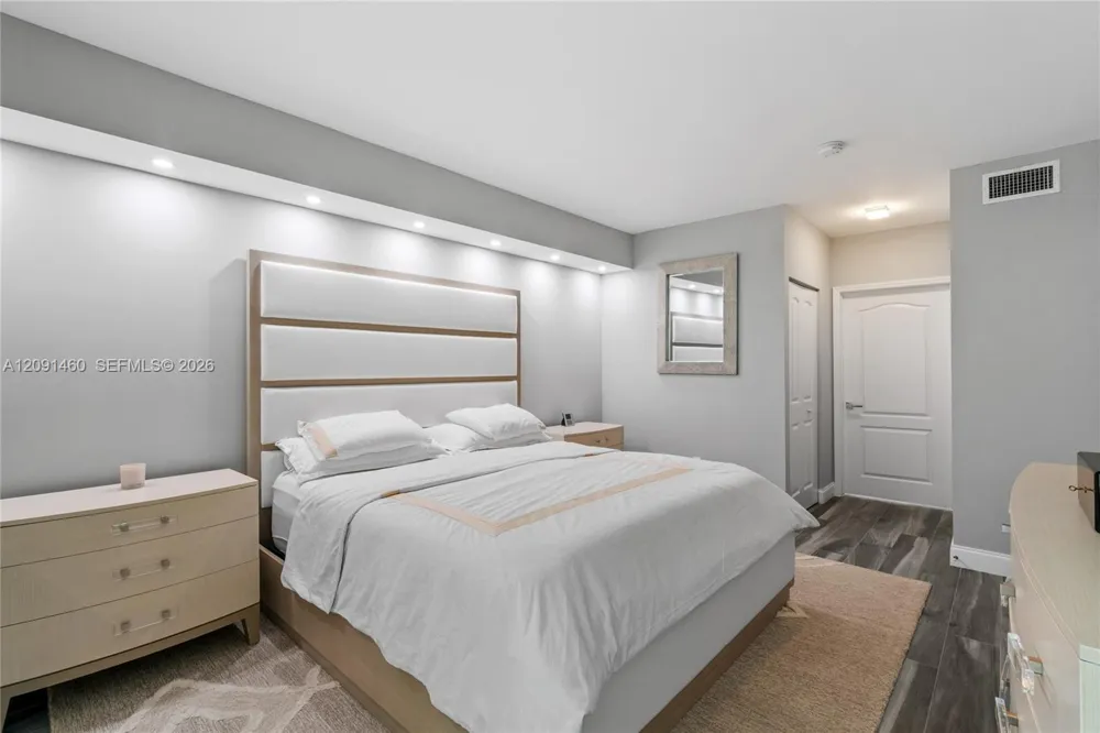 17555 Atlantic Blvd #UPH3 Sunny Isles Beach, FL 33160