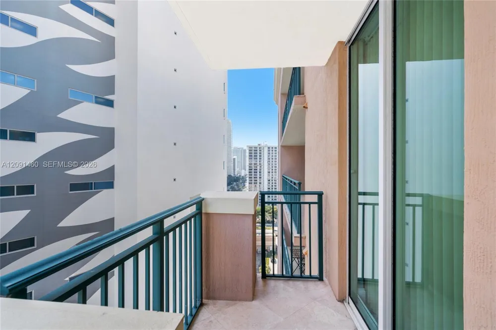 17555 Atlantic Blvd #UPH3 Sunny Isles Beach, FL 33160