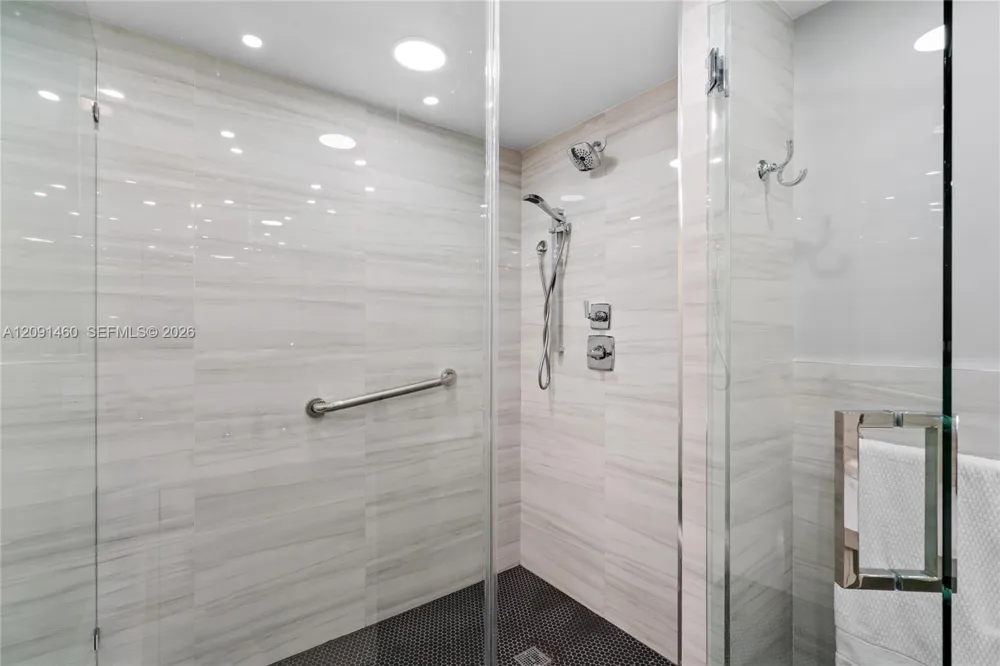 17555 Atlantic Blvd #UPH3 Sunny Isles Beach, FL 33160