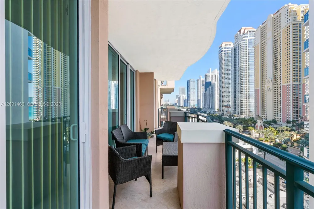 17555 Atlantic Blvd #UPH3 Sunny Isles Beach, FL 33160