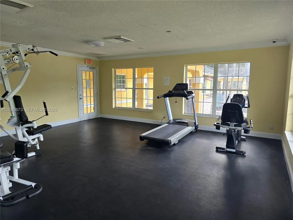 4015 W McNab Rd #D305 Pompano Beach, FL 33069