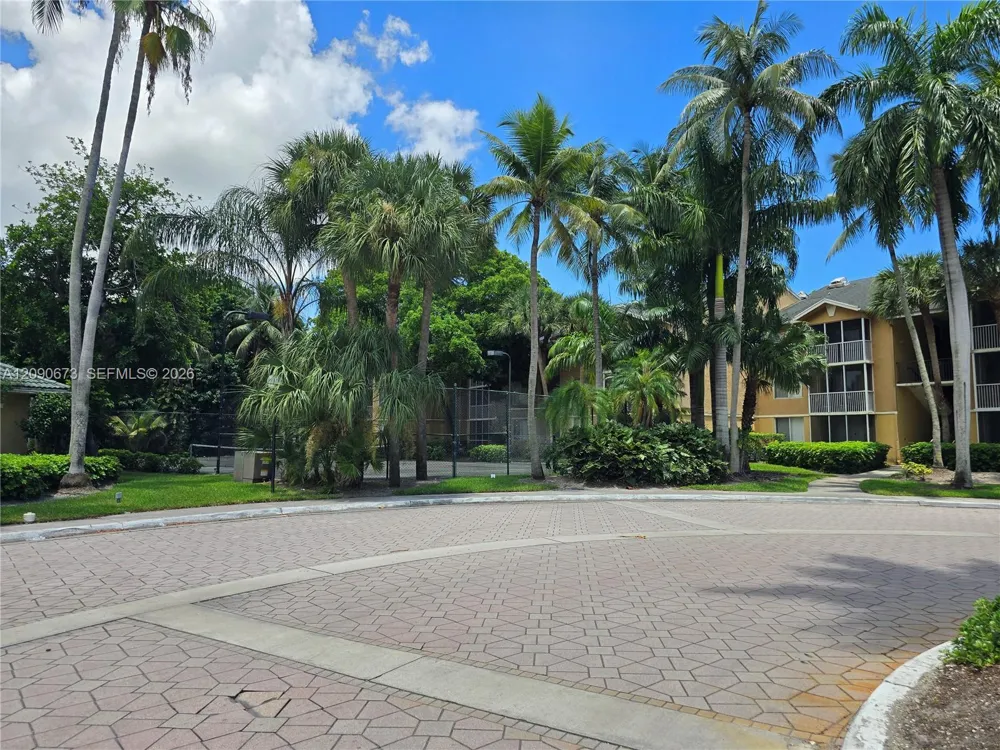 4015 W McNab Rd #D305 Pompano Beach, FL 33069