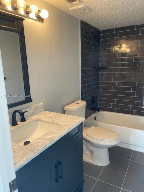 4015 W McNab Rd #D305 Pompano Beach, FL 33069
