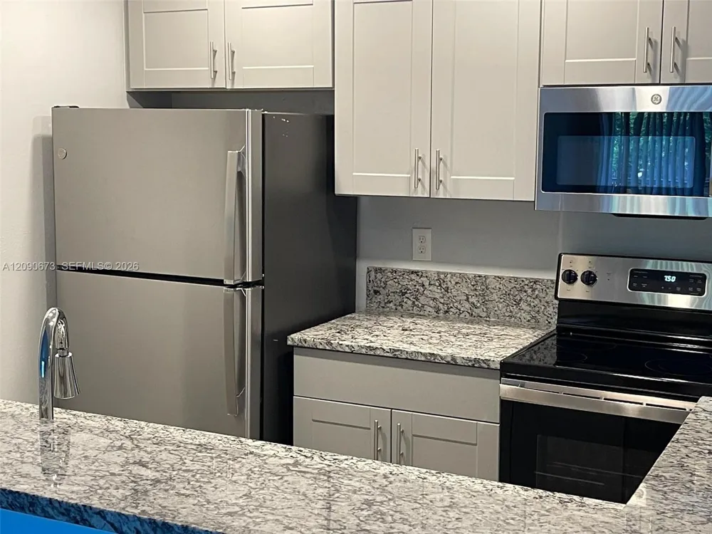 4015 W McNab Rd #D305 Pompano Beach, FL 33069