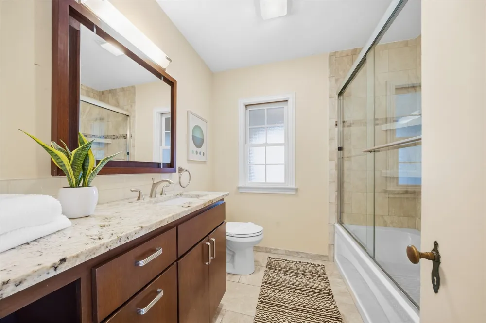 2504 E 20th Street Tulsa, OK 74104